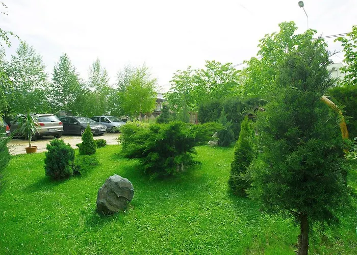 Vila Leonard Гостевой дом