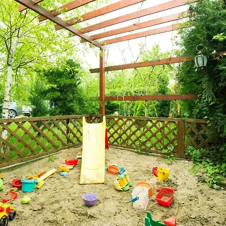 Vila Leonard Pensiune